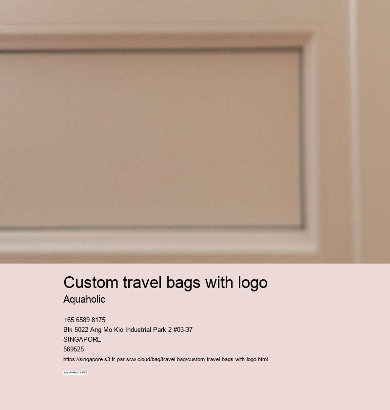 custom travel bags with logo